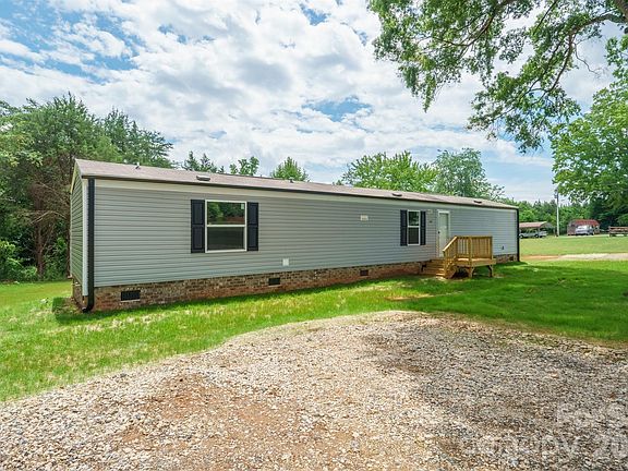 3rd image of 5101 Flay Rd