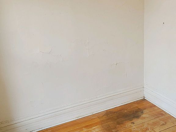 5th image of 2339 N Bosworth Ave