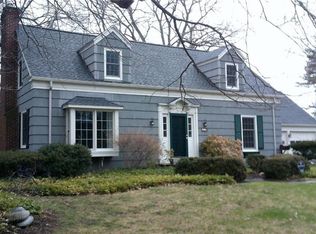 160 Alpine Dr, Rochester, NY 14618