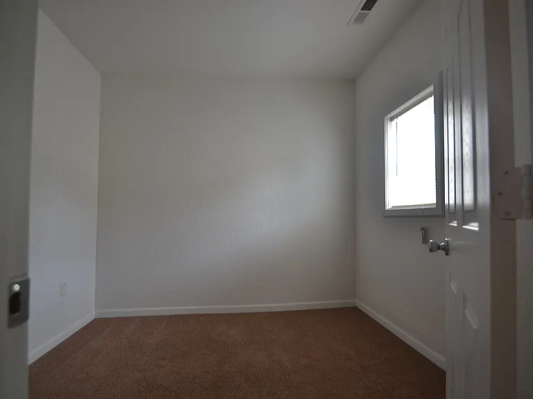 555 S Locust St #3 — Photo 19