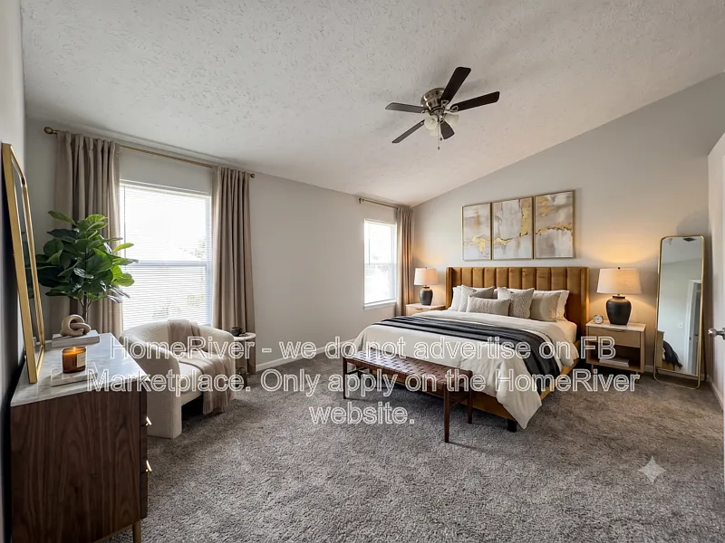 3 bed, 2.5 bath, 1928 sqft, $2,085 — Photo 3