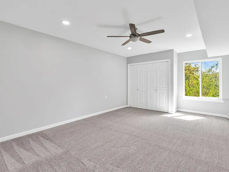 15B Andover Ct — Photo 18