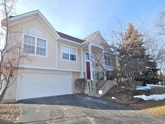 3rd image of 970 S Darla Ct