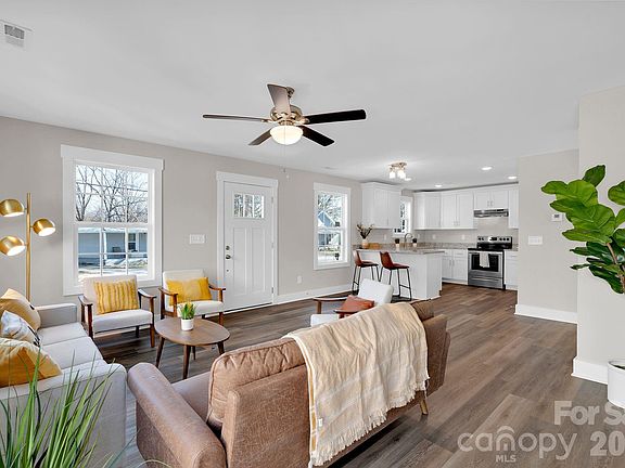 2nd image of 1316 4th St