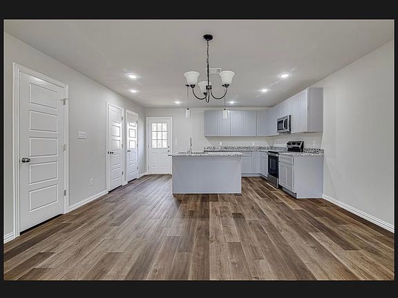 4th image of 333 N Field St #A