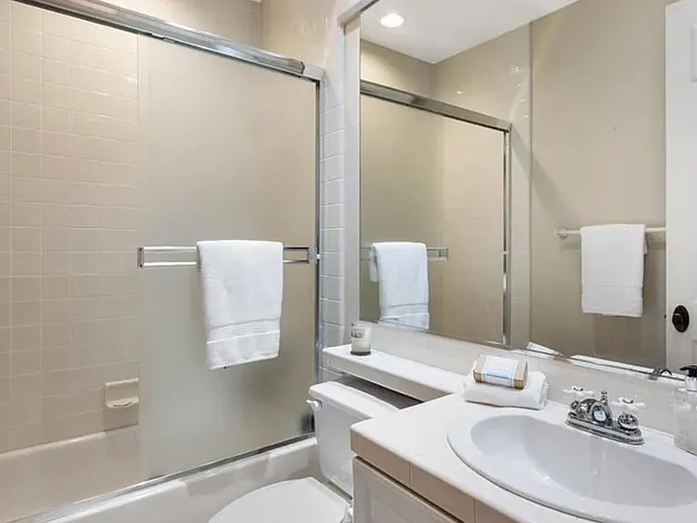 13282 Seagrove St — Photo 10