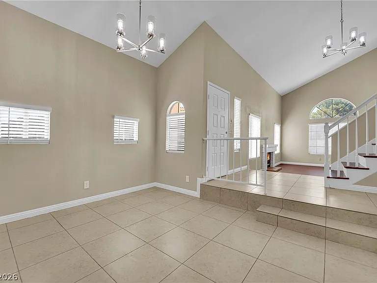 756 Charwood Cir — Photo 8