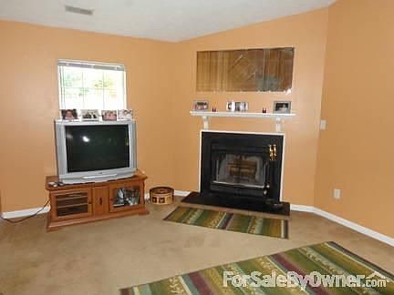 2nd image of 482 Lanelle Pl