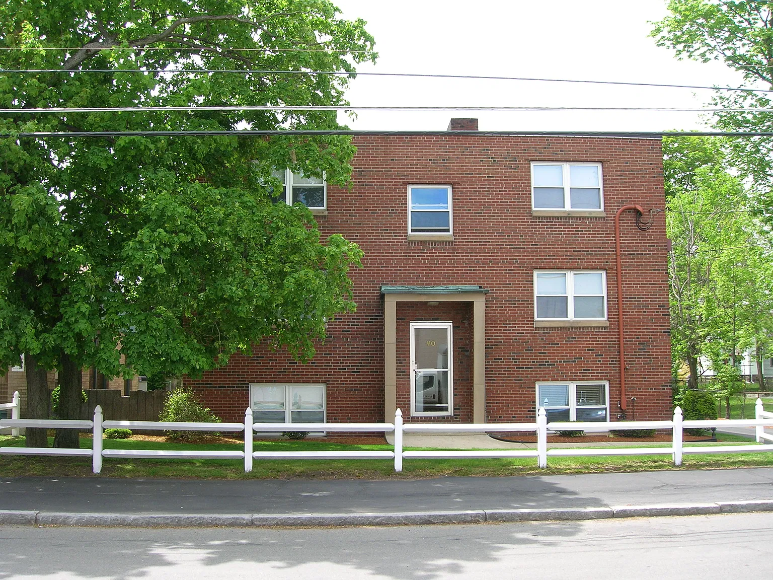 90 Myrtle St — Photo 1