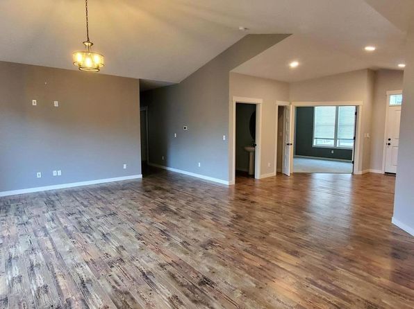 (undisclosed Address)