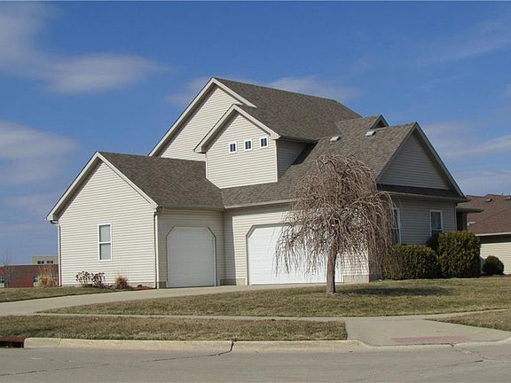 3rd image of 2402 NW Park Meadows Dr
