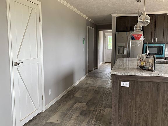 5th image of 4409 Anna Maria Ln
