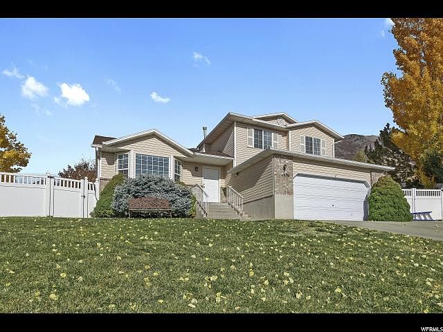 1st image of 1636 N Murdock Dr