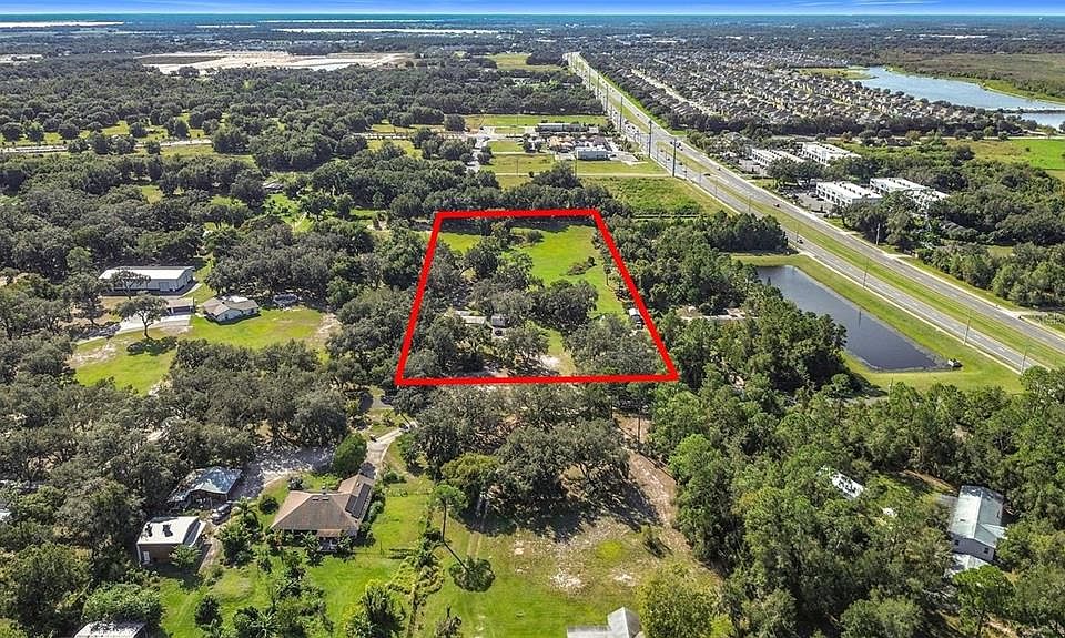 1st image of 4980 Disston Dr