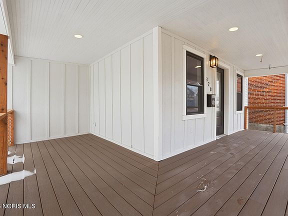 5th image of 328 N Main St