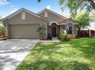 1253 Vickers Lake Dr, Ocoee, FL 34761