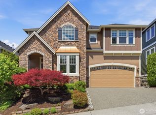 726 S 38th Ct, Renton, WA 98055