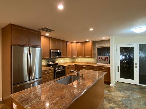 893 Marina Dr
