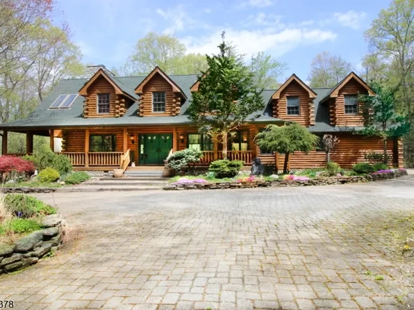 31 Kent Rd, Hampton Twp., NJ 07860