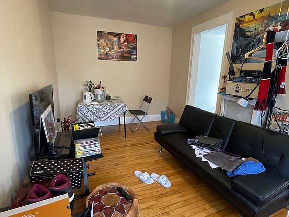5th image of 47 Chapel St APT 1