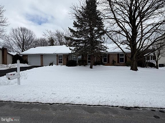 2nd image of 44 Kingston Dr #L-0014