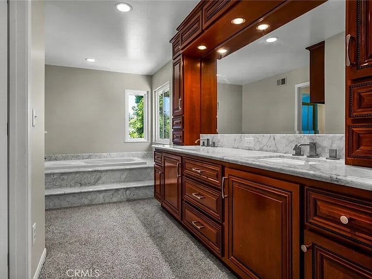 22253 Drums Ct — Photo 32
