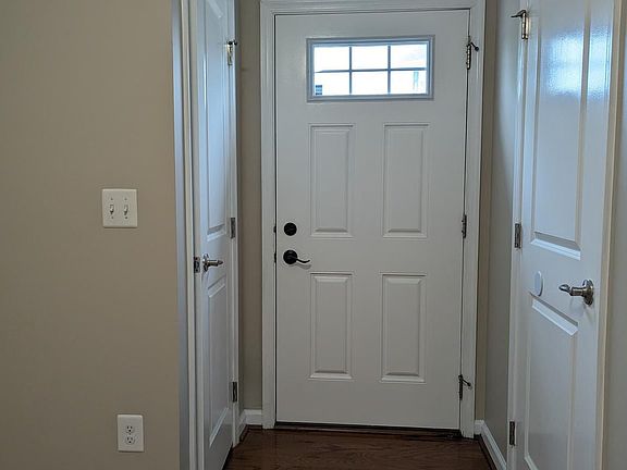 3rd image of 8614 Bud Ct