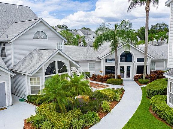 3rd image of 12115 Armenia Gables Cir #12115