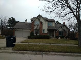5258 Saffron Dr, Troy, MI 48085