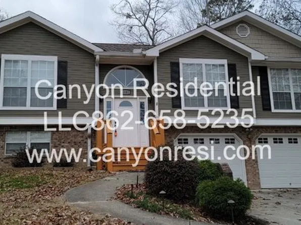 6141 Blue Ash Dr, Ooltewah, TN 37363