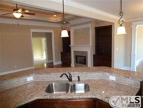 3rd image of 2566 Manassas Way #5