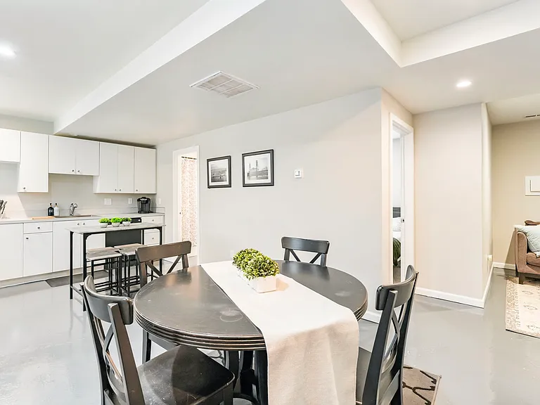 522 NE Morris St #BASEMENT — Photo 14