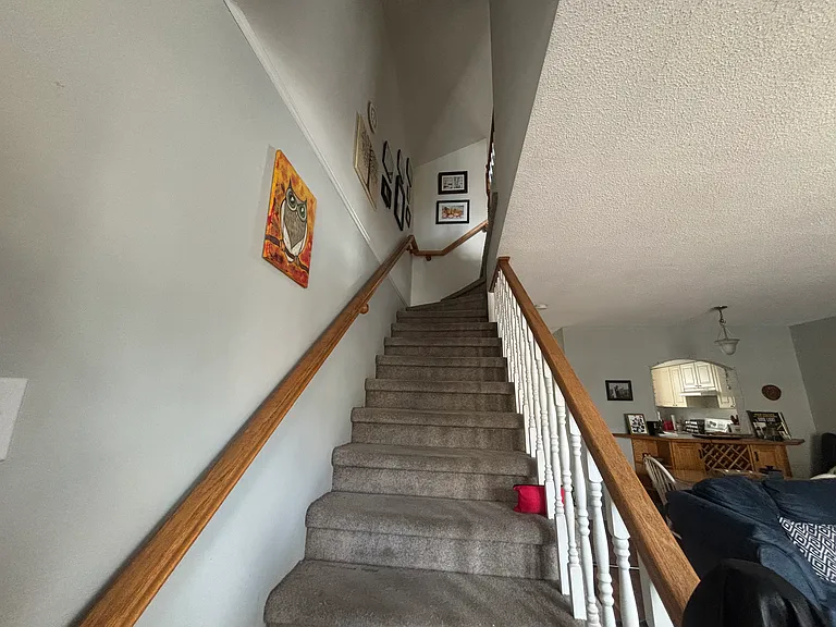 16 Frederick Ln — Photo 7