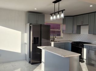 224 11th St, Palisades Park, NJ 07650