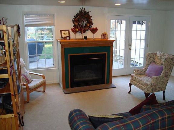 5th image of 116 W Shetland Ct