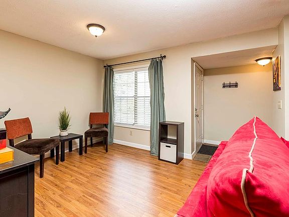 5th image of 603 Glenleaf Dr