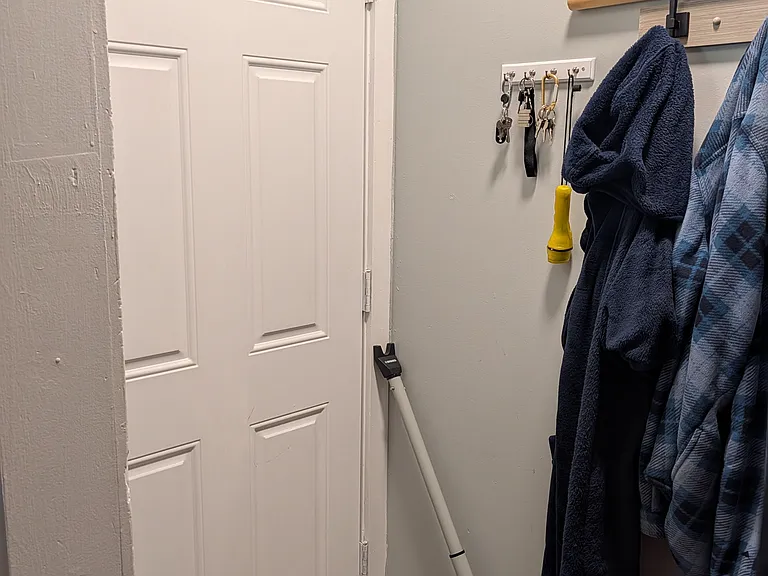 122 Laurel St #2F — Photo 11