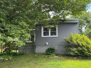 68 Old Hillcrest Dr, Greenville, NH 03048