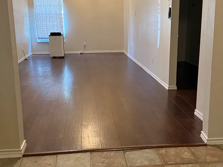 12215 Crosby Lynchburg Rd — Photo 3