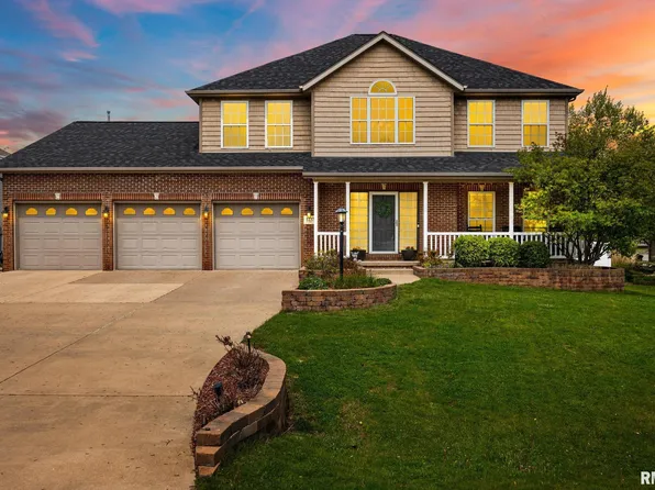 1237 Winterberry Ave, Metamora, IL 61548