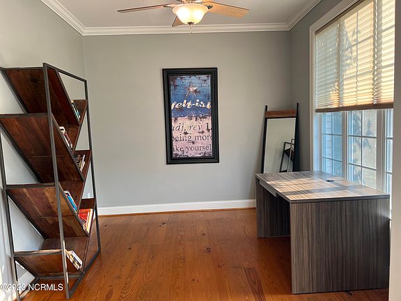 3rd image of 3733 Ashcroft Drive