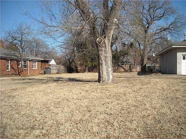 2nd image of 1107 Bedford Dr Lot 25