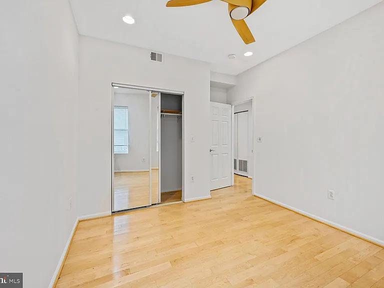424 Q St NW #C — Photo 11