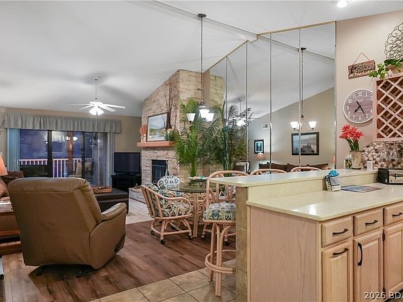 3rd image of 611 Lazy Days Rd #W11