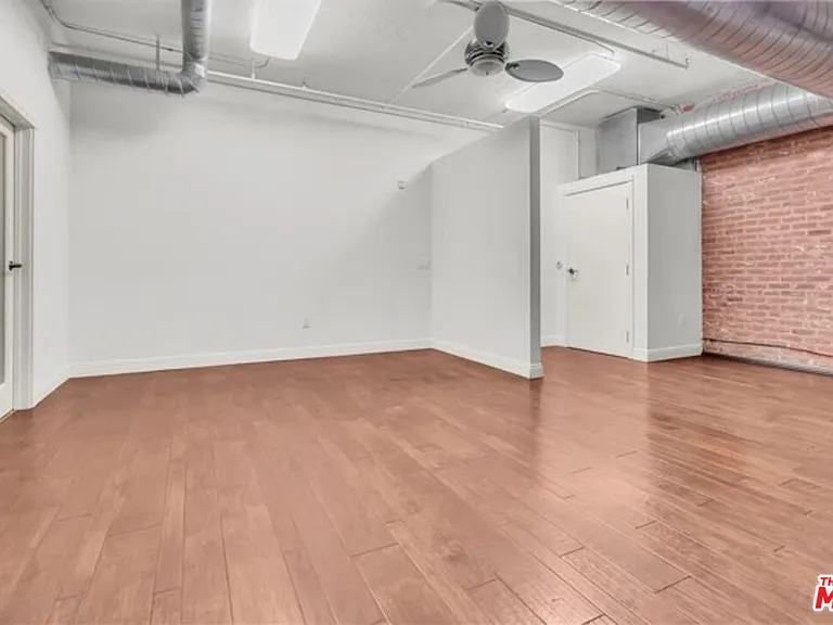 510 S Hewitt St #102 — Photo 23