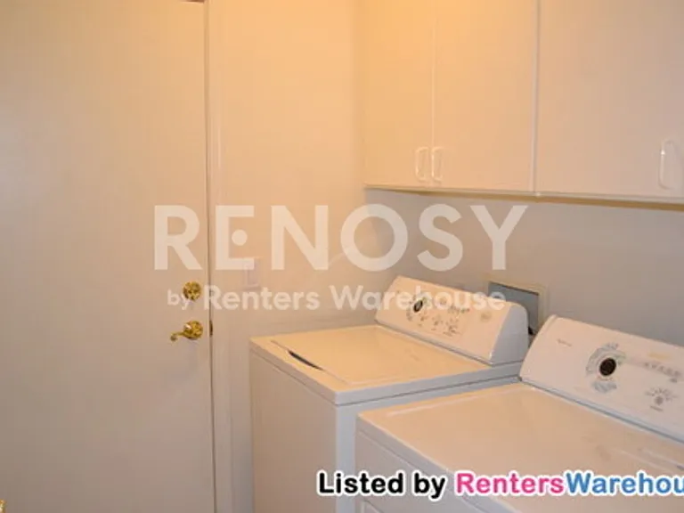 1744 W Frye Rd — Photo 12