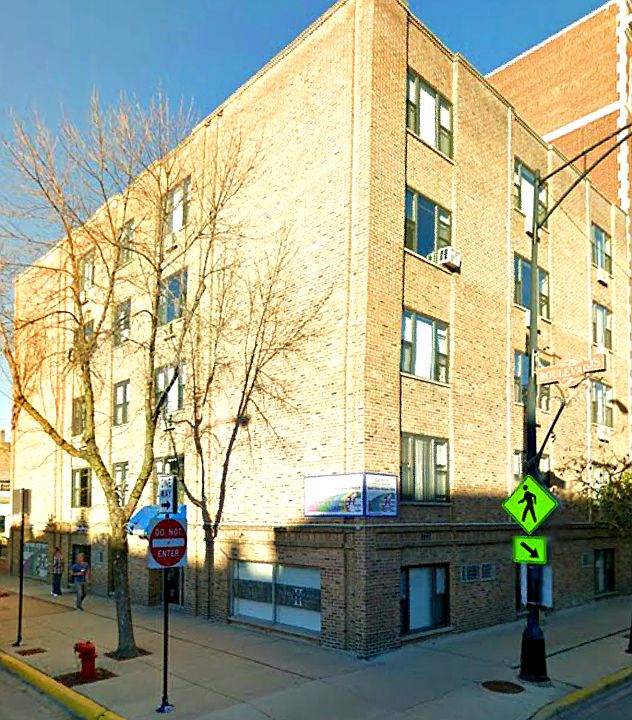 1st image of 722 W Diversey Pkwy APT 402