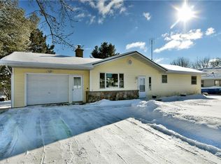 34 Ridgeway Dr, Shell Lake, WI 54871