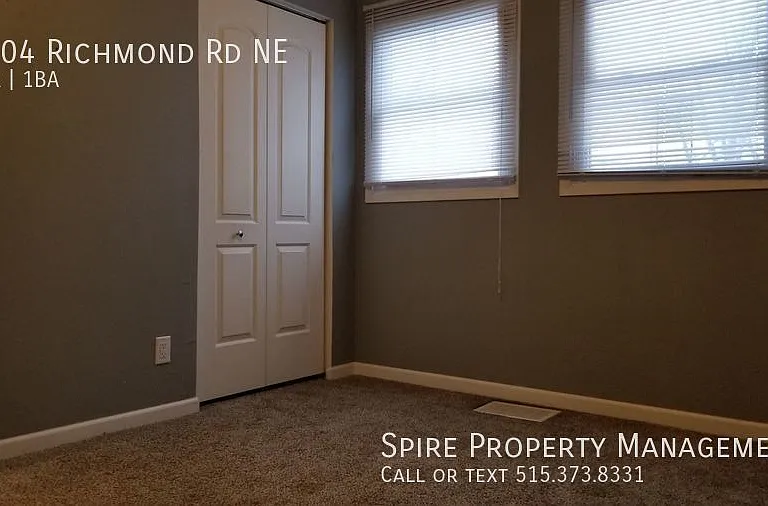 1504 Richmond Rd NE — Photo 14