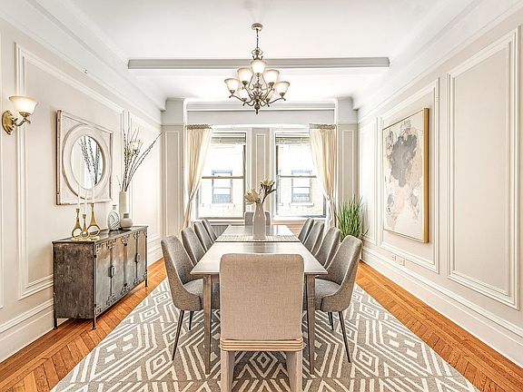 2nd image of 215 W 90th St APT 4A